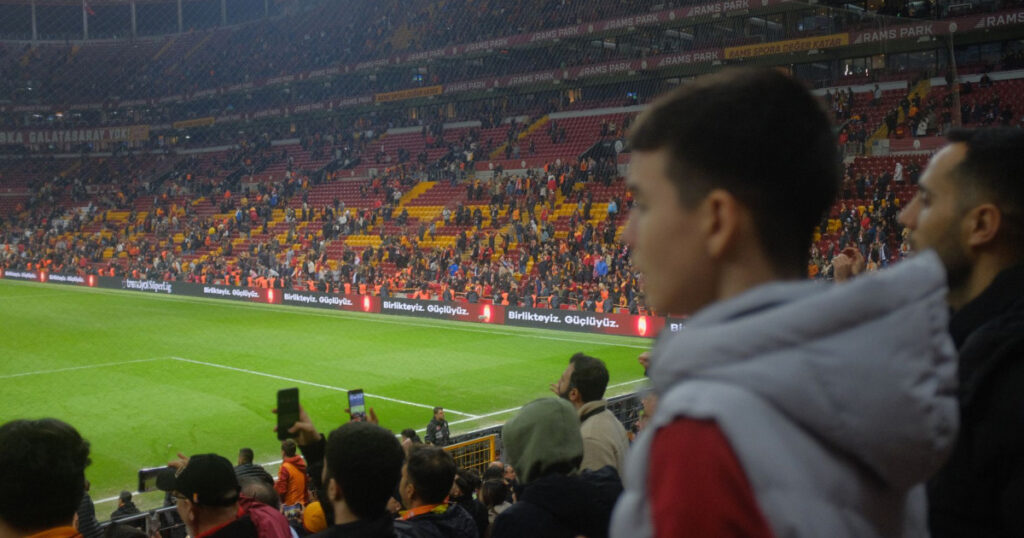 Galatasaray Stoper Transferinde Sürpriz Hamle