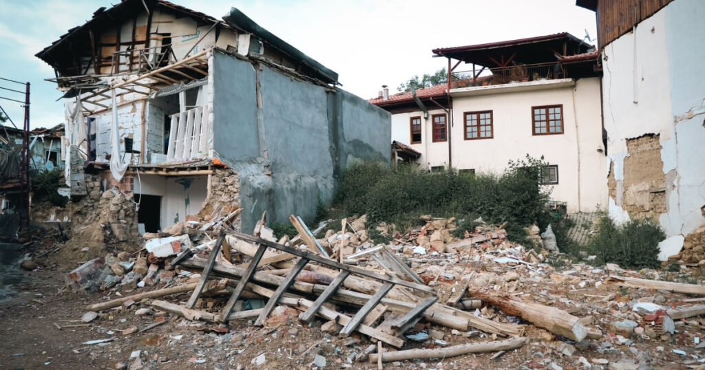 Az Önce Deprem Mi Oldu? 18 Temmuz 2026 Son Dakika