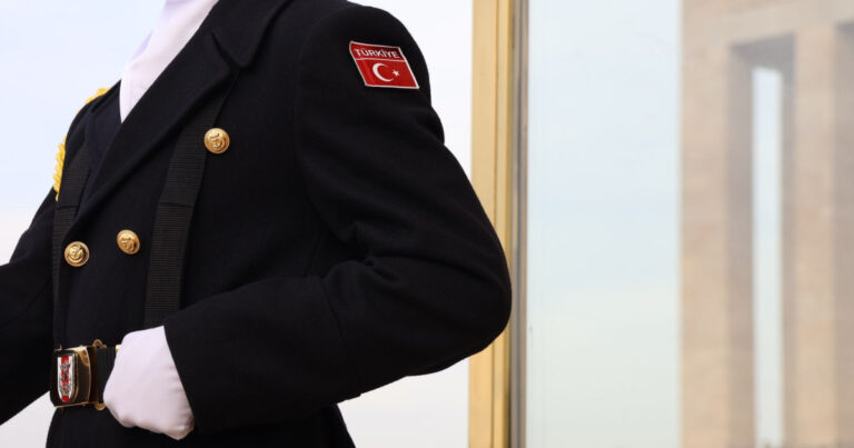 Emekli Amiral Türker Ertürk Gözaltına Alındı