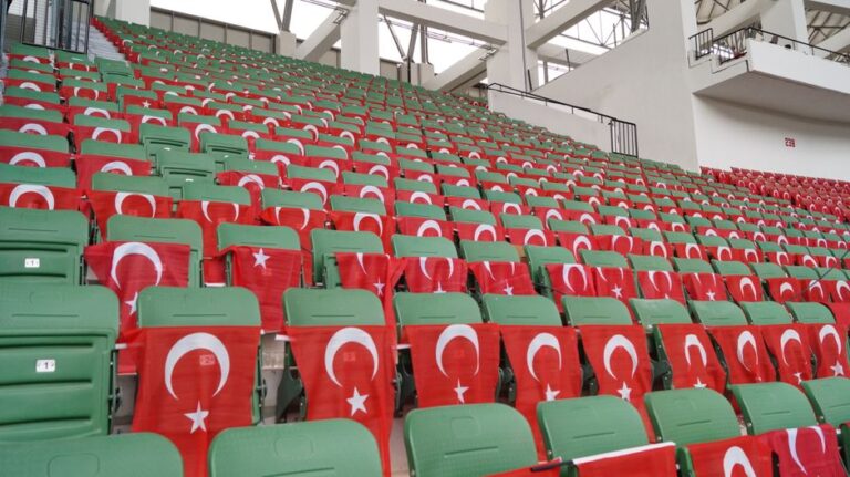 İran Milli Takımı ABD Vizesi Aldı: Spor ve Siyaset