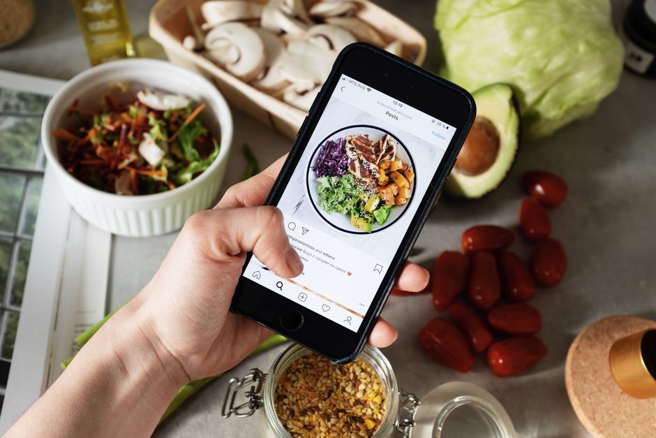 akıllı telefon, akıllı telefon ekranı, Avokado içeren Ücretsiz stok fotoğraf