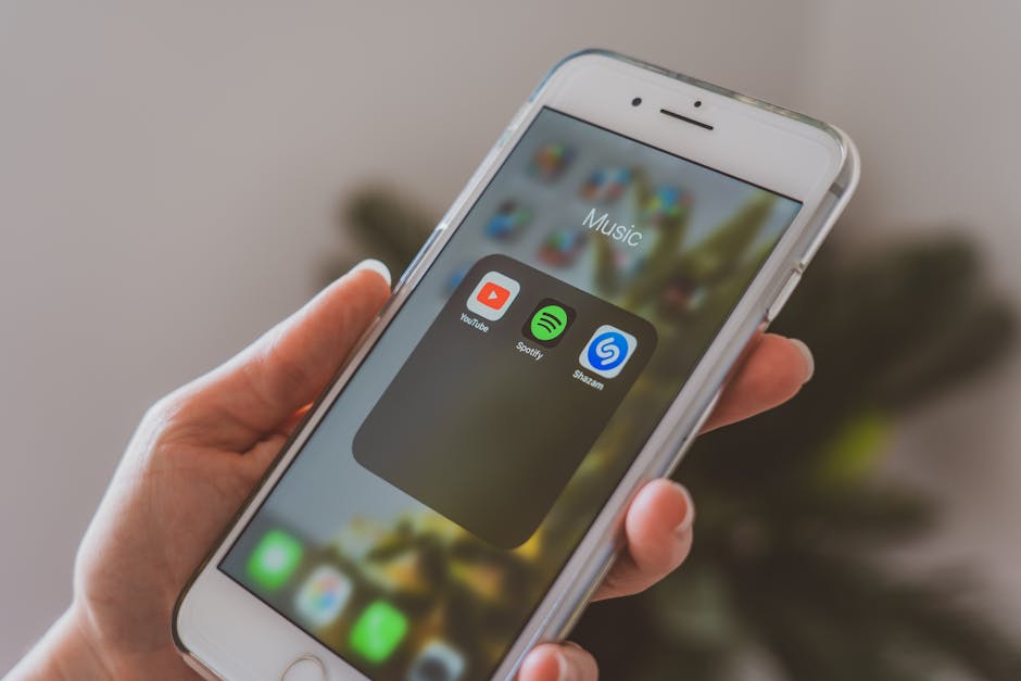 akıllı telefon, ana ekran, apple içeren Ücretsiz stok fotoğraf