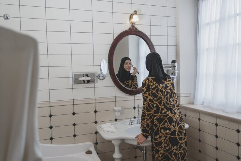 Kraliçe Isabella’nın Hayatı Boyunca Sadece İki Kez Banyo Yaptığını Biliyor Musunuz?