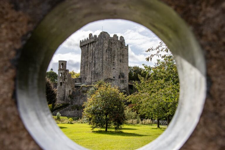 Blarney Taşı Nedir? Bu Taş Neden Öpülüyor?
