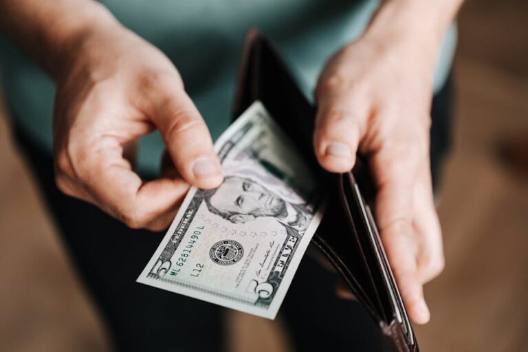 Asıl Ücret Nedir? Çıplak Ücret ve Giydirilmiş Ücret Ne Anlama Geliyor?